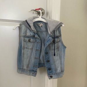Women’s small denim vest